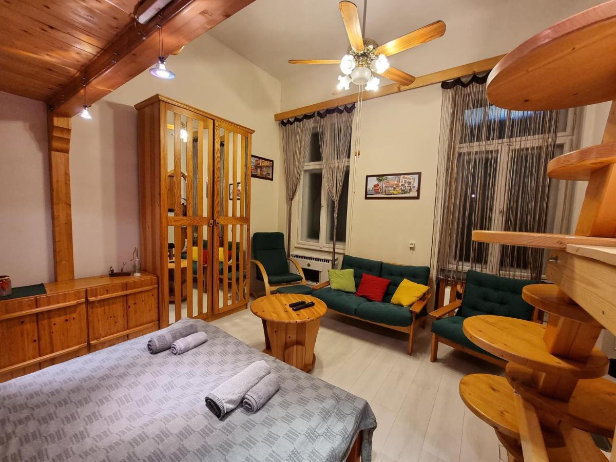 מישקולץ Little Cozy Apartman מראה חיצוני תמונה