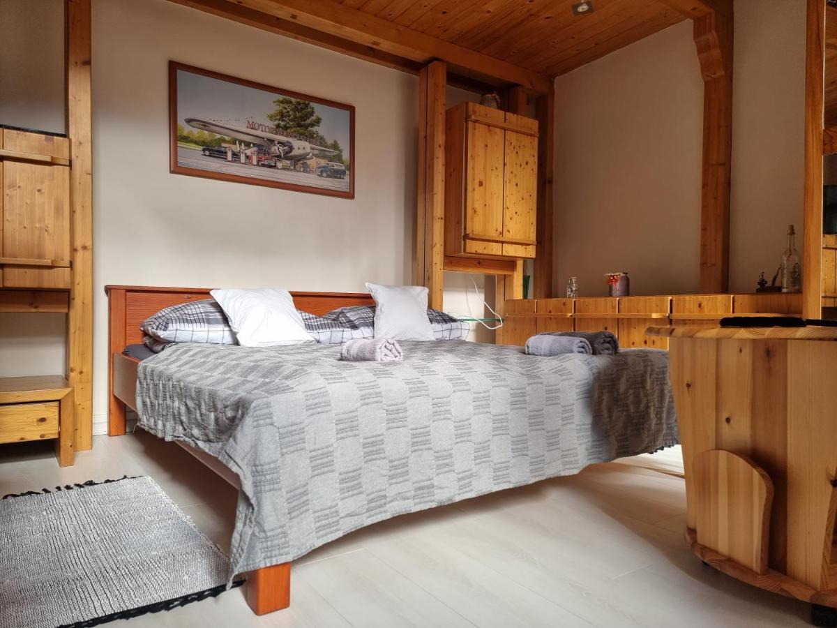 מישקולץ Little Cozy Apartman מראה חיצוני תמונה
